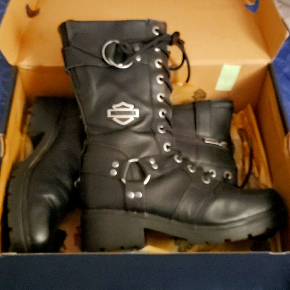 Woman Boots